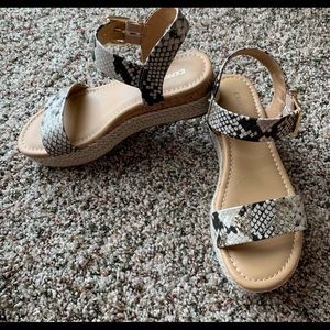 Express Sandal